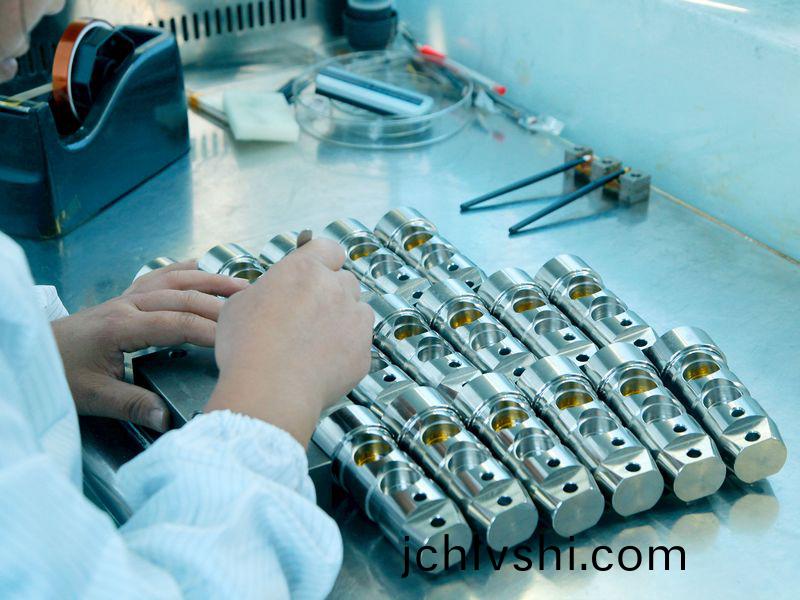 優(you)質的稱重傳感器有哪些評判(pan)方(fang)灋